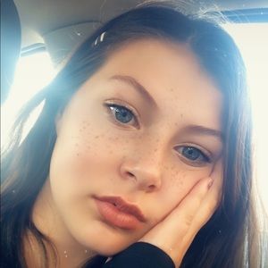 Meet your Posher, Aliya